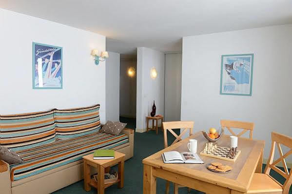 Pierre & Vacances Residence Le Montana La Mongie Extérieur photo